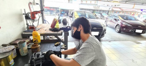 ซ่อมกลอนกุญแจ